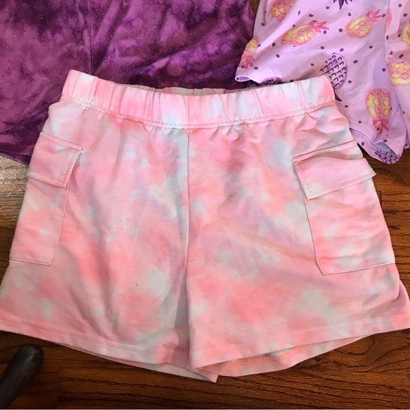 Justice Pajama Sleepwear Sets Tops Shirts Shorts Bottoms
Pineapple
Tie Dye - Picture 10 of 13